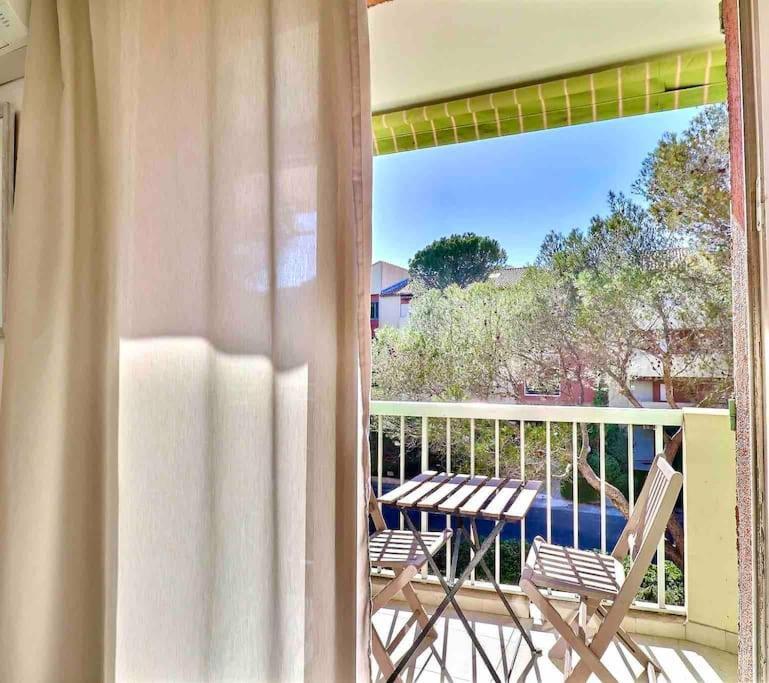 Studio Bord De Mer Boulouris A Saint Raphael Екстериор снимка