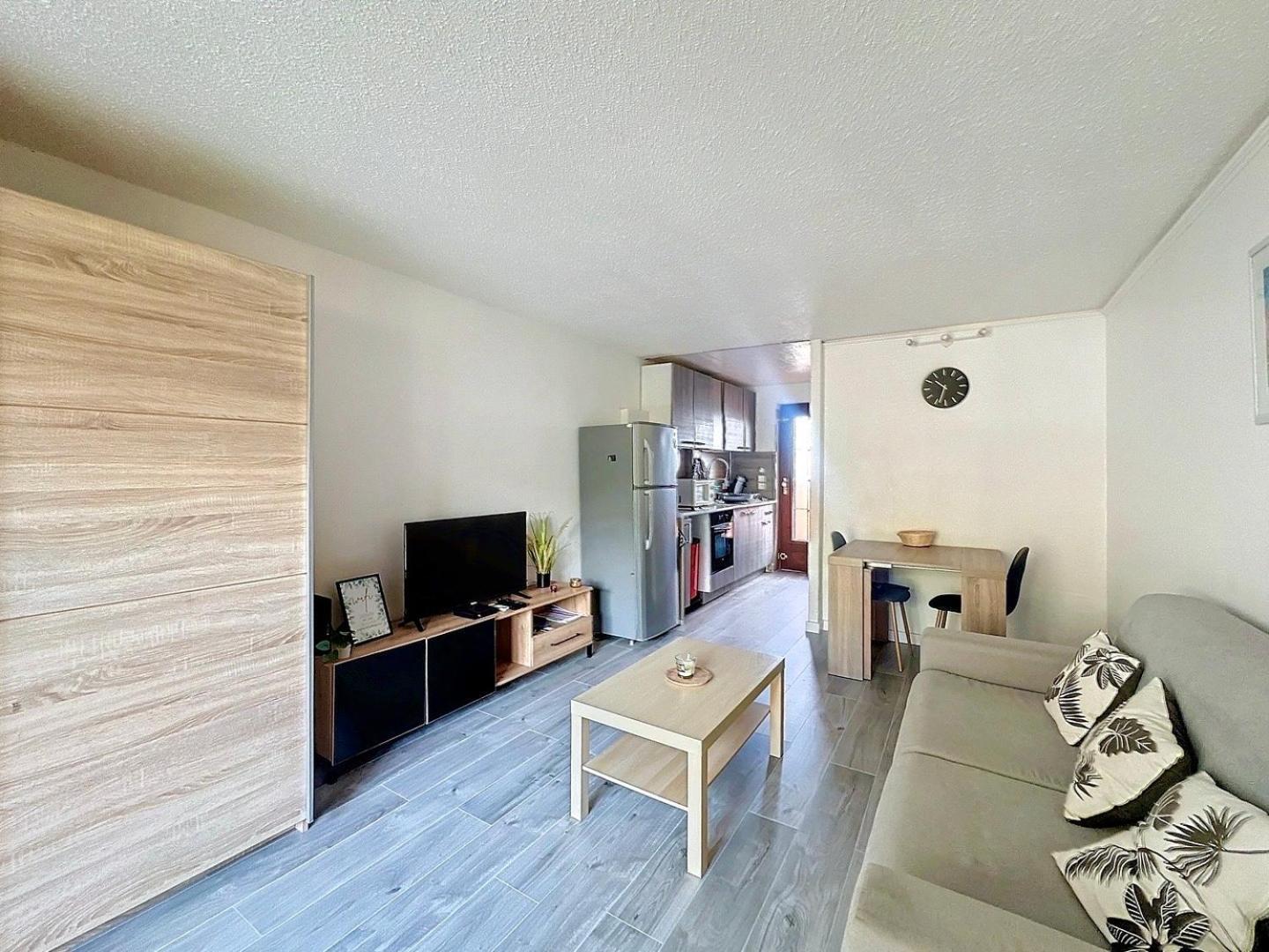 Studio Bord De Mer Boulouris A Saint Raphael Екстериор снимка